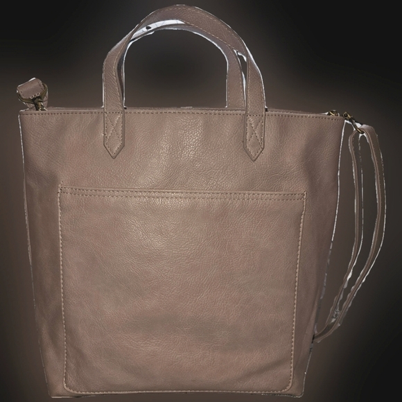 thirty-one Handbags - THIRTY-ONE Window Shopper LTD